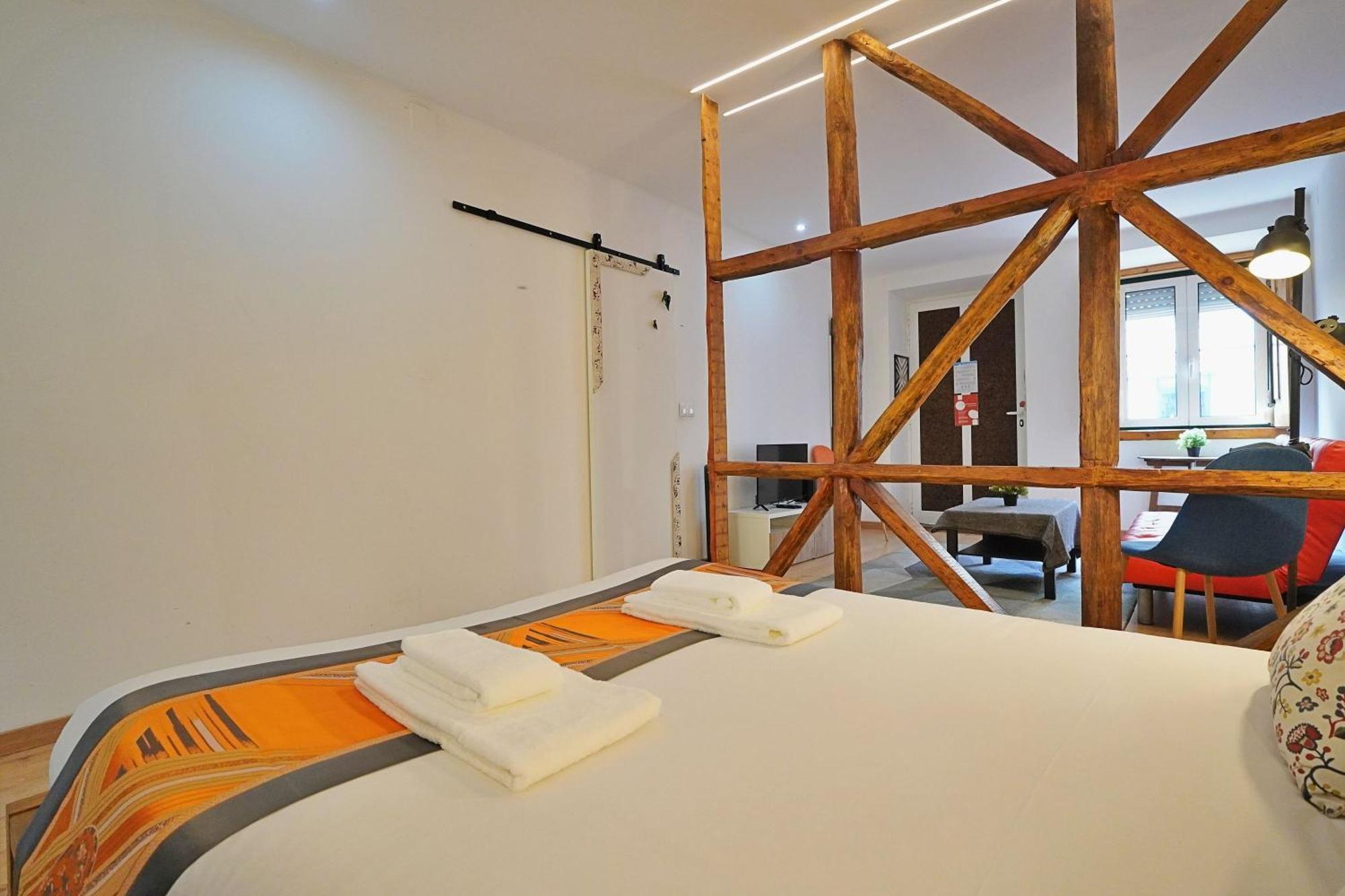 Mbird Lx Yard Apartment *